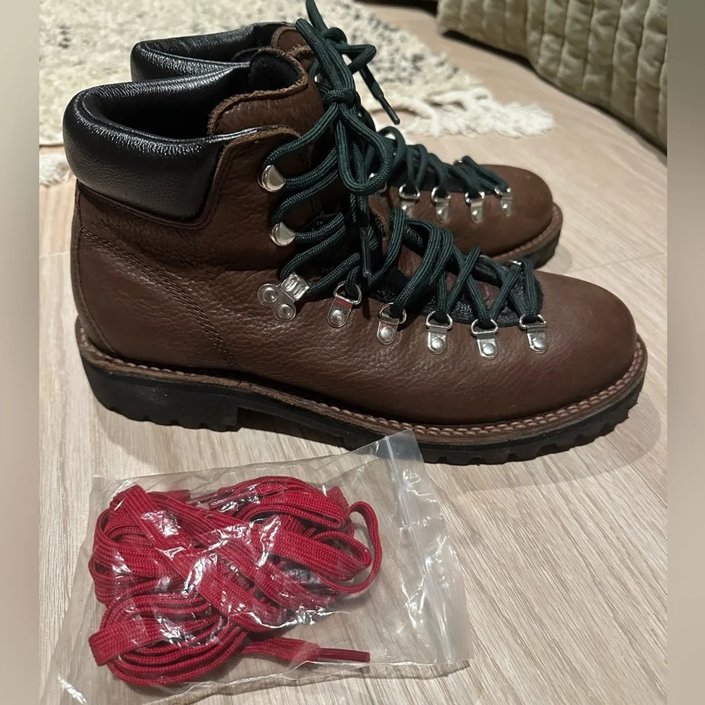 J. Crew Men’s Hiking Boots in Tumbled Leather - Picture 2 of 6